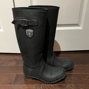 Kamik womens rain boots/riding boots